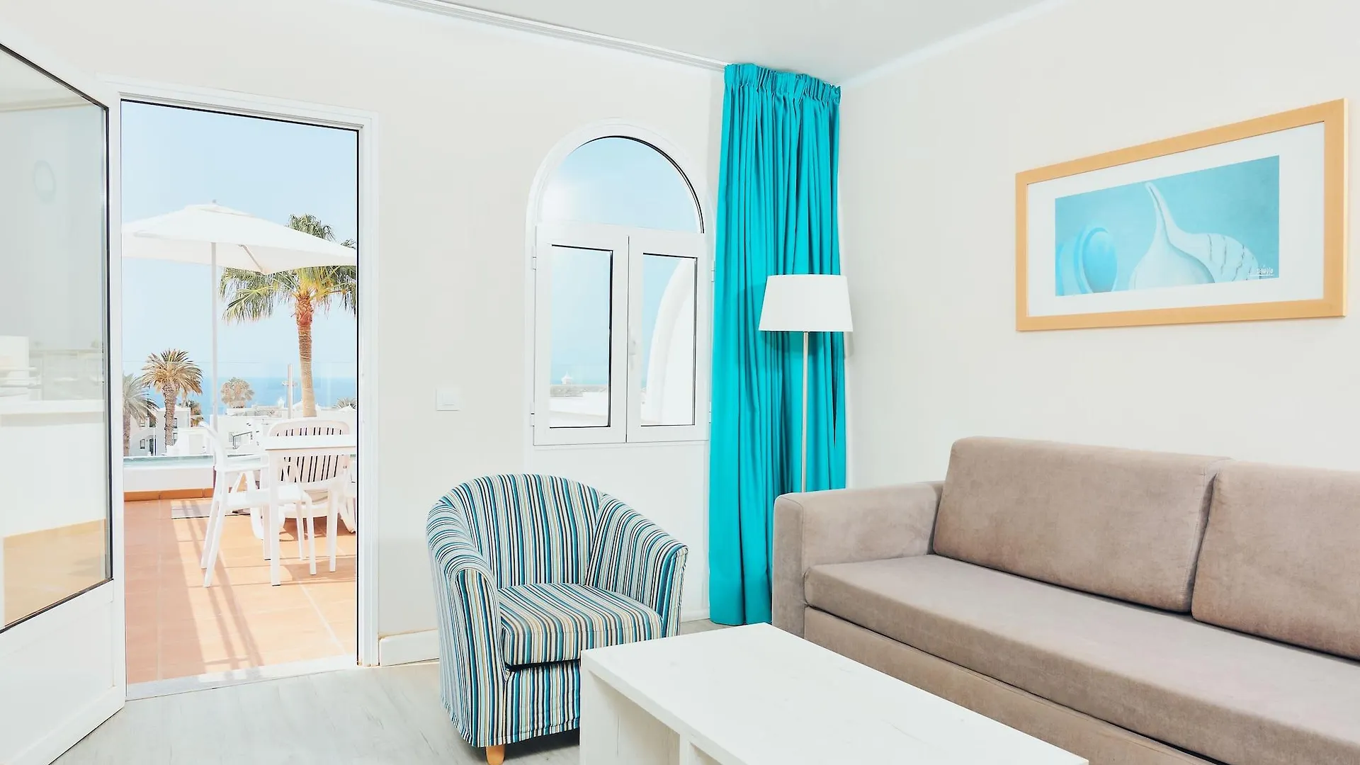Gloria Izaro Club Hotel Puerto del Carmen  Aparthotel